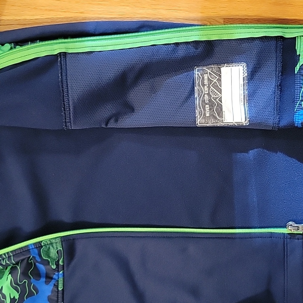 North Face boys Kickin' It Hoodie (L 14/16) - Picture 5 of 7